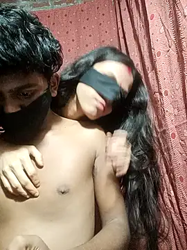 Chat +18 de Arushi_sigh01 ao vivo
