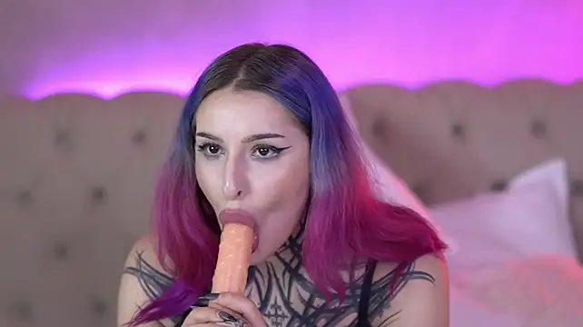 ElviraRae Webcam show
