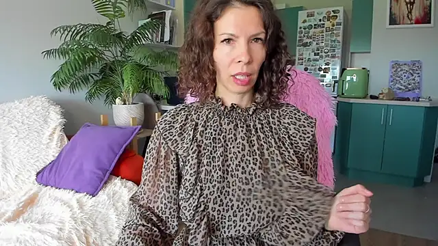 ChristinaGlory's Live XXX Chat
