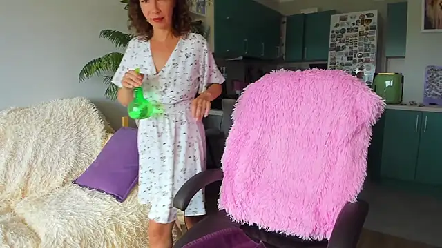 ChristinaGlory Adlı Modelin Canlı XXX Sohbeti