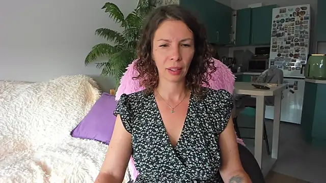 ChristinaGlory's Live XXX Chat