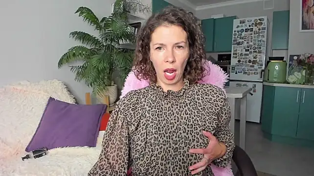 ChristinaGlory's Live XXX Chat