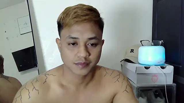 LonelyMark4u 在線直播表演