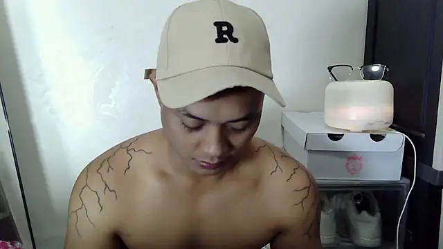 LonelyMark4u 网络视讯表演