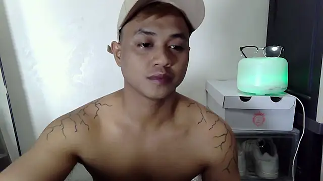 LonelyMark4u Webcam Show