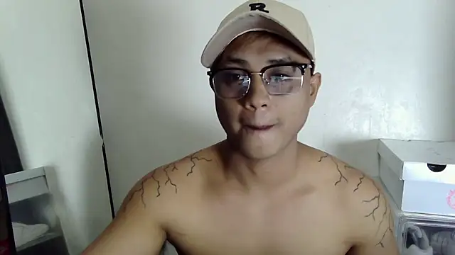 LonelyMark4u Show Webcam