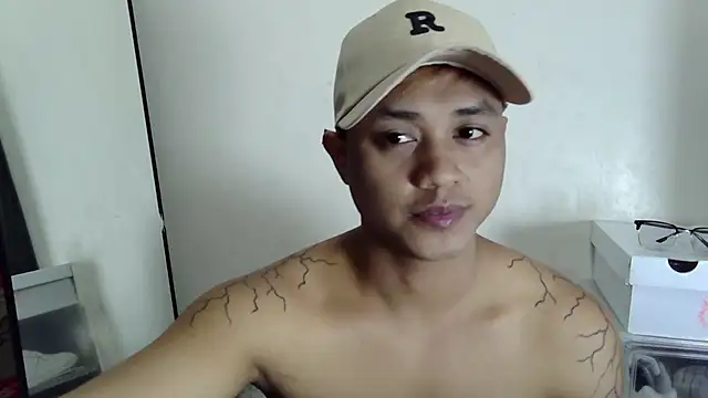 LonelyMark4u Show Webcam