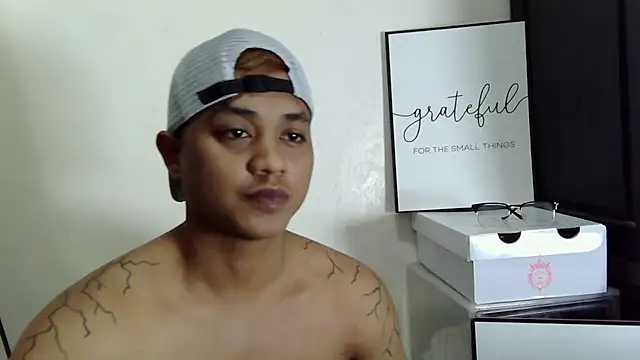 LonelyMark4u Show Webcam