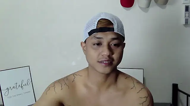 LonelyMark4u Webcamshow