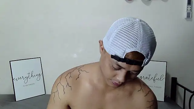 LonelyMark4u webcam show