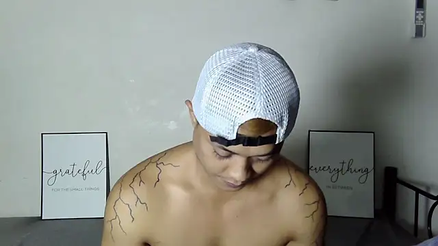 LonelyMark4u Pertunjukan Webcam