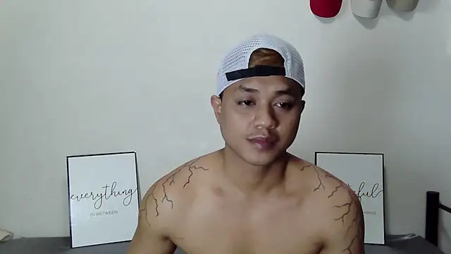 LonelyMark4u Show Webcam