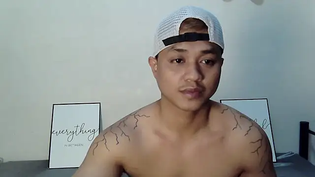 โชว์เว็บแคมของ LonelyMark4u