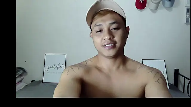 Pertunjukan Kamera Web LonelyMark4u