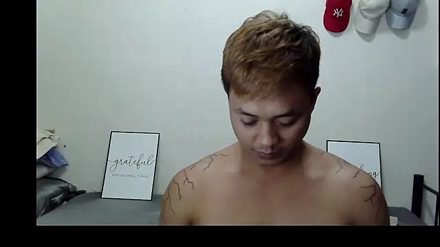 LonelyMark4u 网络视讯表演
