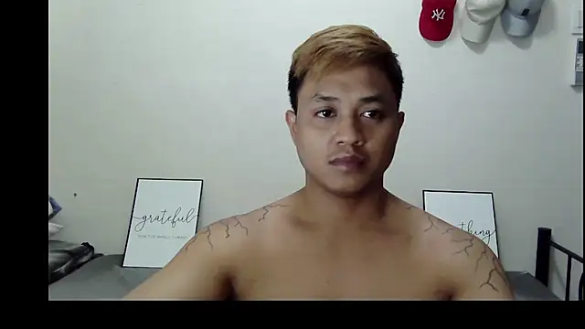 LonelyMark4u Show Webcam