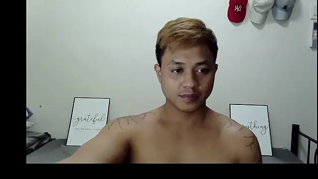 LonelyMark4u webcam show