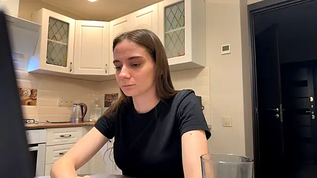 הופעת וובקאם של ShirleenDeming