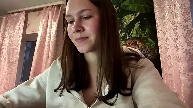 EmmaShyline webcam show