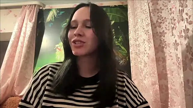 EmmaShyline Webcam-Show