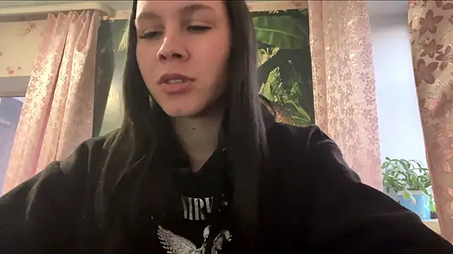 EmmaShylinen Webbikameraesitys