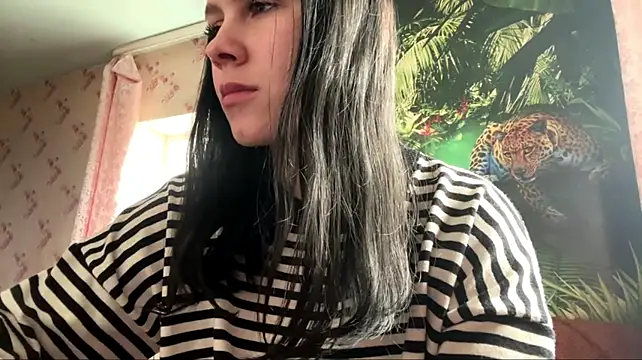 EmmaShyline Webcam-Show