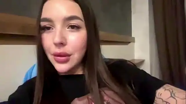 AntoninaPachew élő XXX-chatje