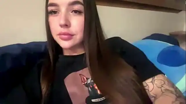 AntoninaPachew Chat XXX in diretta