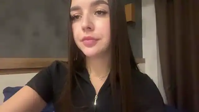 Chatroom XXX en direct de AntoninaPachew