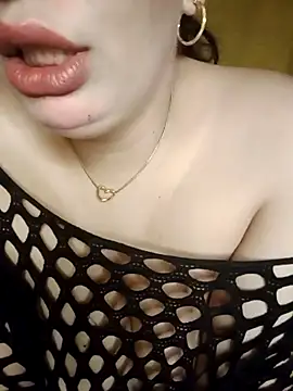 kamilia_sexy Adlı Modelin Web Kamerası Şovu