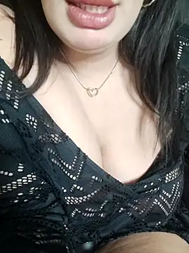 kamilia_sexy Adlı Modelin Web Kamerası Şovu