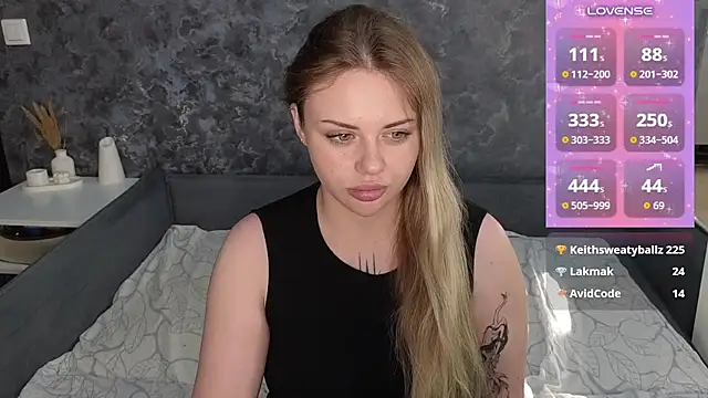 XXX chat uživo modela StasyFunny