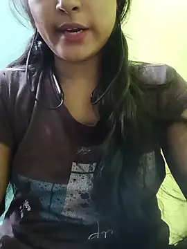 tamil_zoya Adlı Modelin Canlı XXX Sohbeti