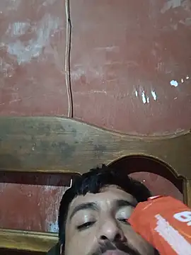 Show de Comandante06 na webcam