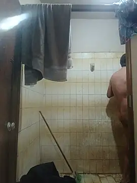 Show de Comandante06 na webcam