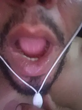 Webkamerová show fxdgvcyq