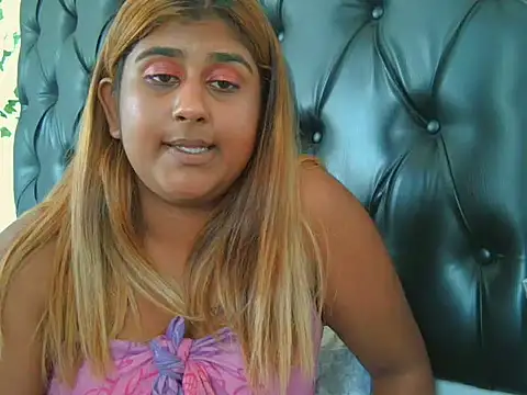 XXX chat uživo modela innocentqueen1