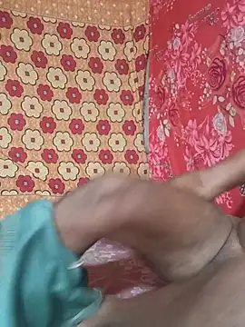 INDIAN-HEENA-BHABHI's Webcam Show