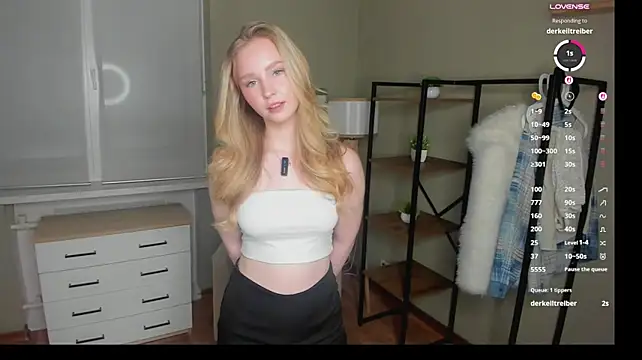 Show de BlondeMiaX na webcam