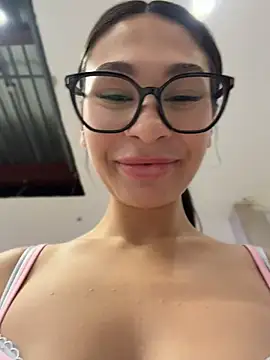 Chat +18 de Aria51 ao vivo