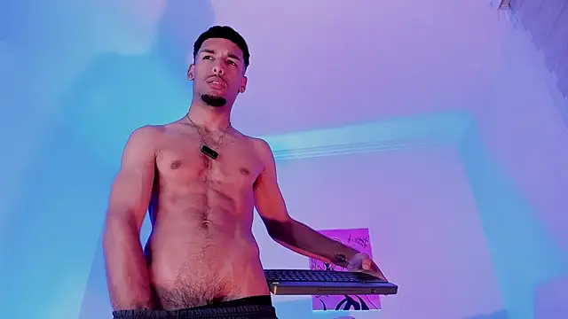 Tiago_Ferretty Webcam show