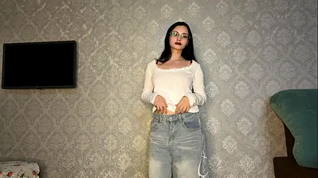 Show modela silverdewq na web-kameri