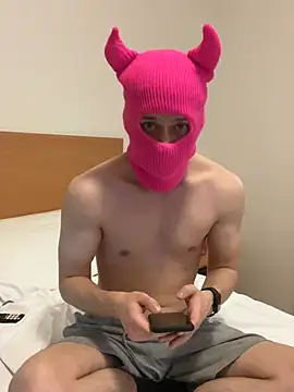 Show modela xmegaz_ na web-kameri
