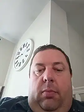 הופעת וובקאם של bigguymassage