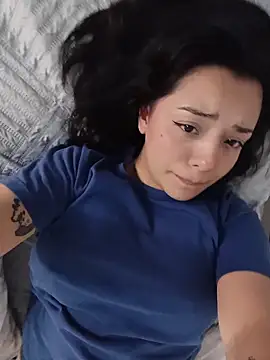 _Alele_ Webcam Show
