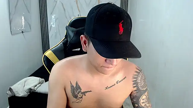 Brett_bless Webcam show