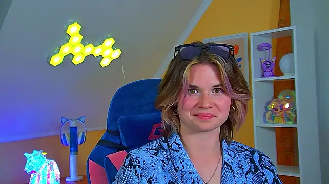 AliceAllard – Kamerová šou