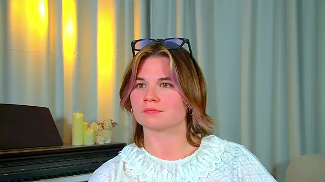 دردشة AliceAllard الجنسية المباشرة