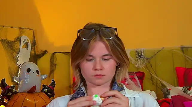 AliceAllard Webcam-Show