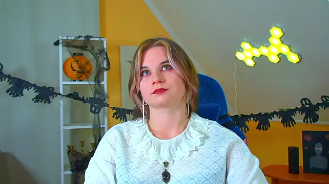 AliceAllard – Naživo XXX chat